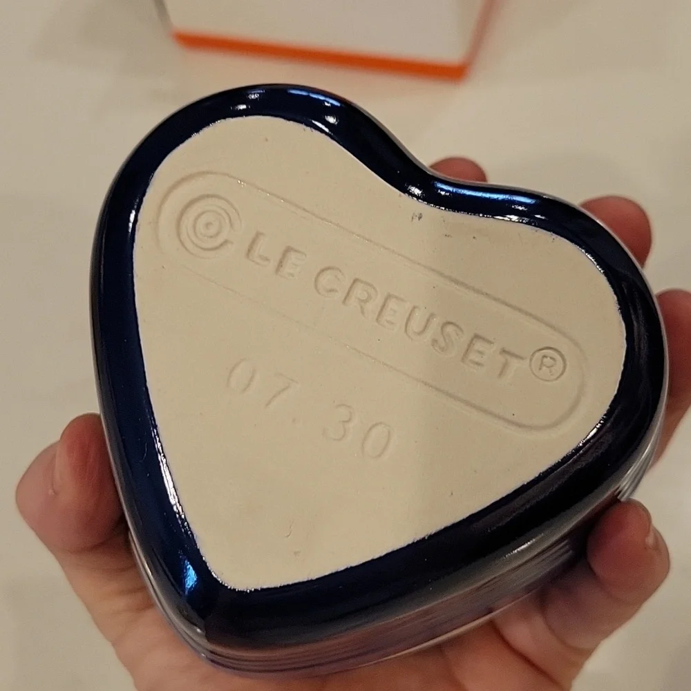 Le Creuset Cobalt Blue / Marseille Blue Heart Ramekin